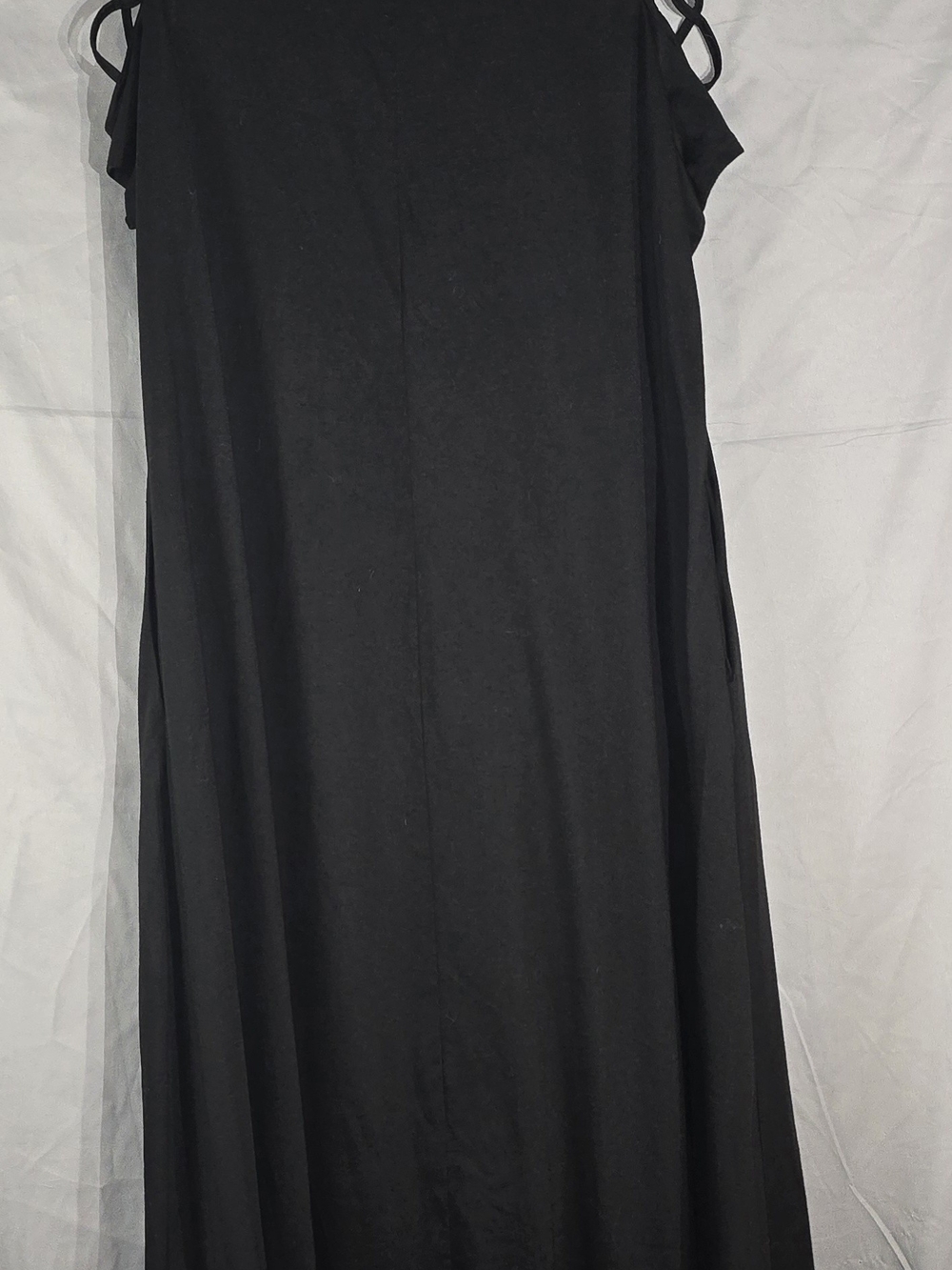 Size 3X Black Maxi Dress – Cold Shoulder Crisscross Straps, Pockets